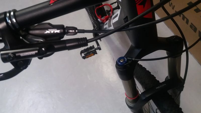 Karbonové kolo SUP 29" Deore/XTR 1x11 - vel.19"