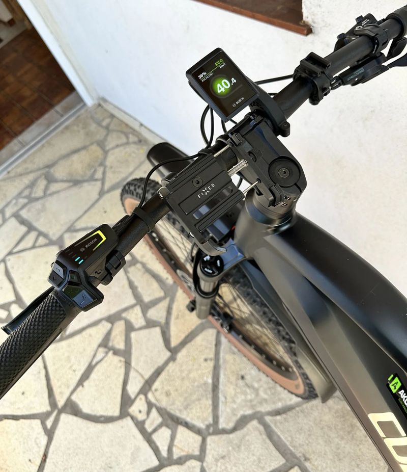 Cube CUBE Reaction Hybrid SL Black´n´metal model 2022