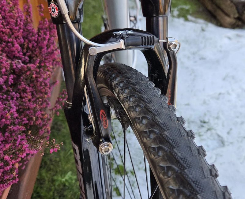 Trekové kolo Merida Crossway TFS 900-Sport-V vel. 19" 168-183cm nevyužité jako NOVÉ.