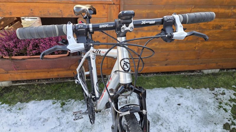 Trekové kolo Merida Crossway TFS 900-Sport-V vel. 19" 168-183cm nevyužité jako NOVÉ.