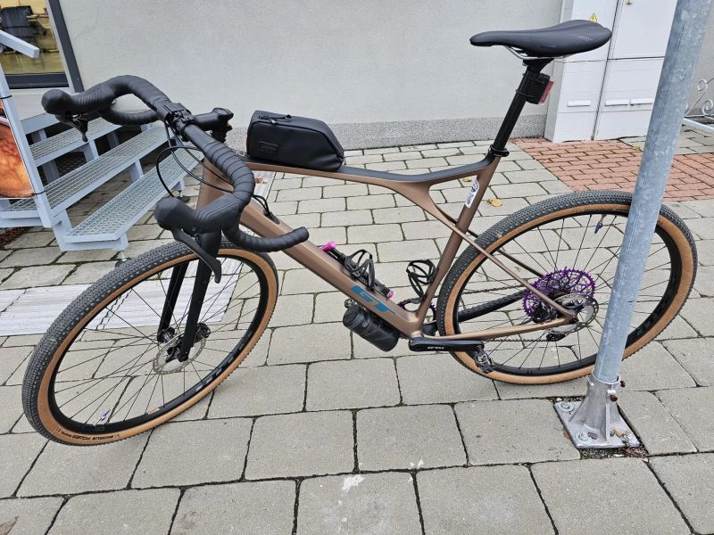 GT Grade Carbon Pro LE