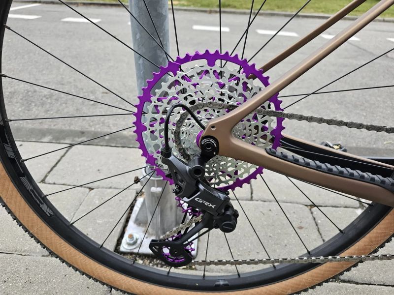 GT Grade Carbon Pro LE