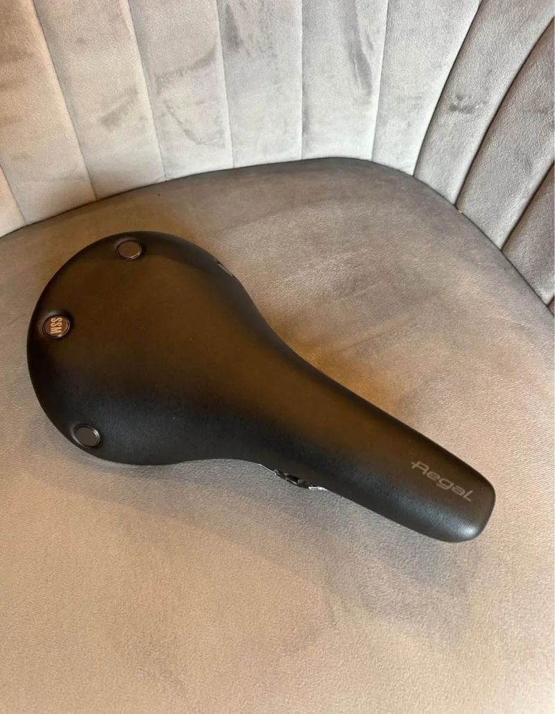 Selle San Marco REGAL SHORT CarbonFX – téměř nové, použi jen pro marketingové účely