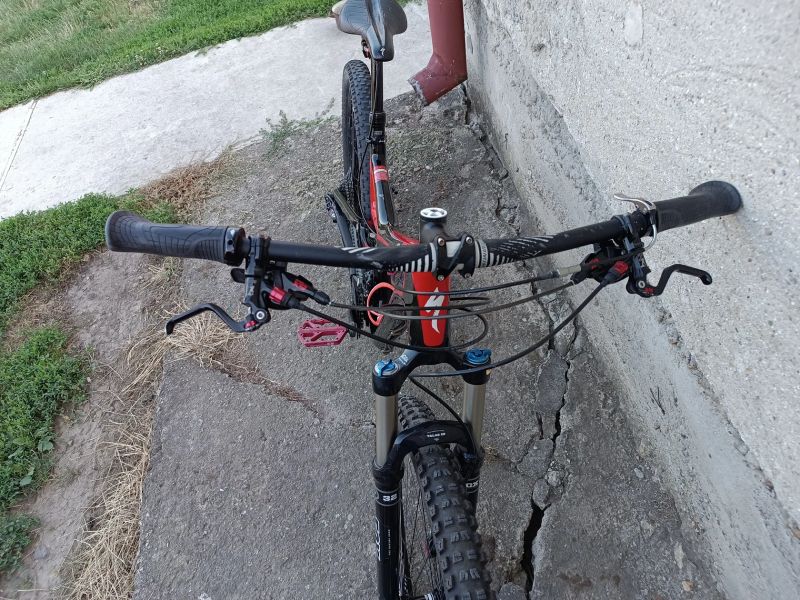Specialized Stupjumper Expert Carbon 