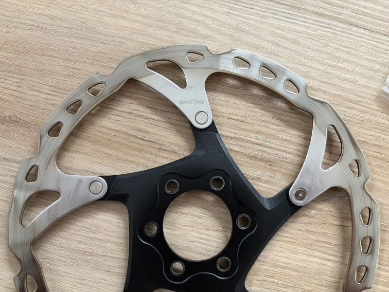 Shimano SM-RT76 (180mm a 160mm) - 6 děr