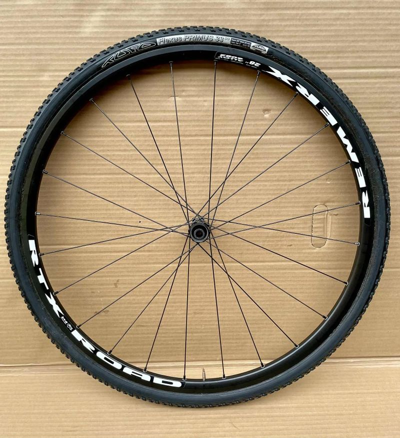 Galusková kola REMERX RTX, FORCE Team Disc SP CL + galusky TUFO Flexus Primus 33 mm