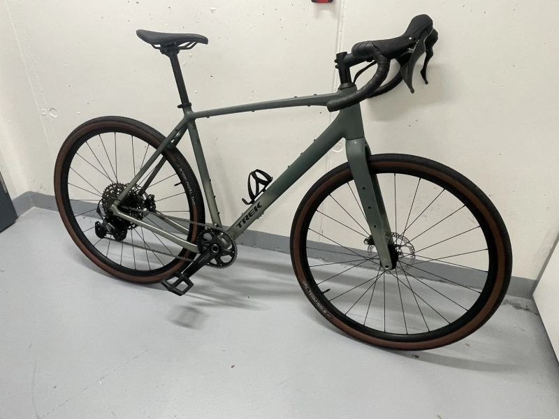 Prodám Gravel Trek Checkpoint ALR 300 GEN 3