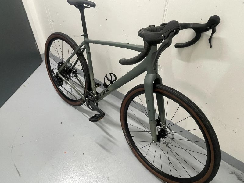 Prodám Gravel Trek Checkpoint ALR 300 GEN 3