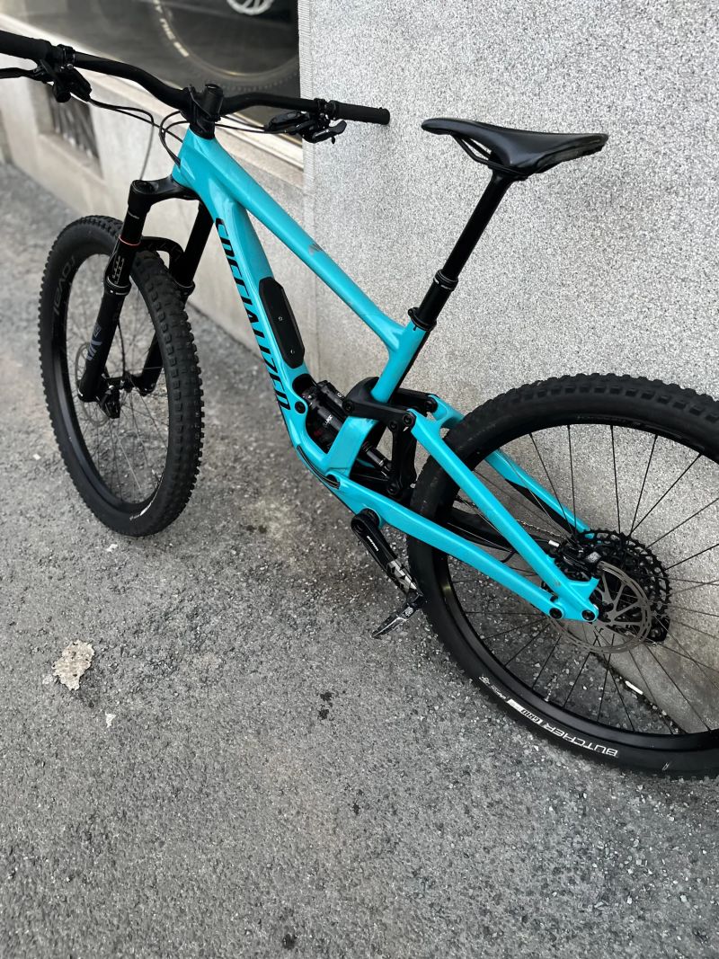 Specialized Enduro Comp velikost S2 160-173cm pro mladé ridery !