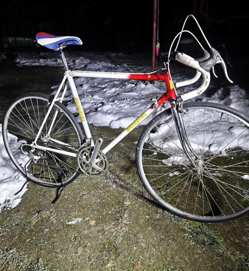 Staré silniční kolo