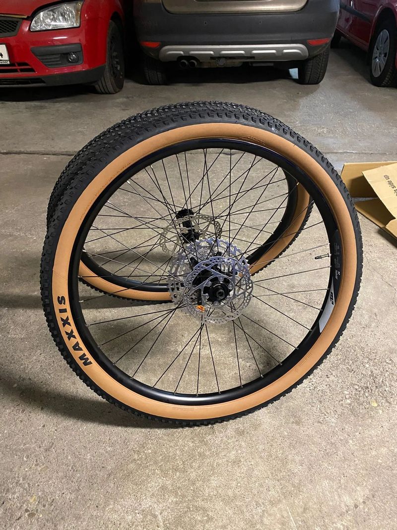 Zaplety s plasti a kotouci