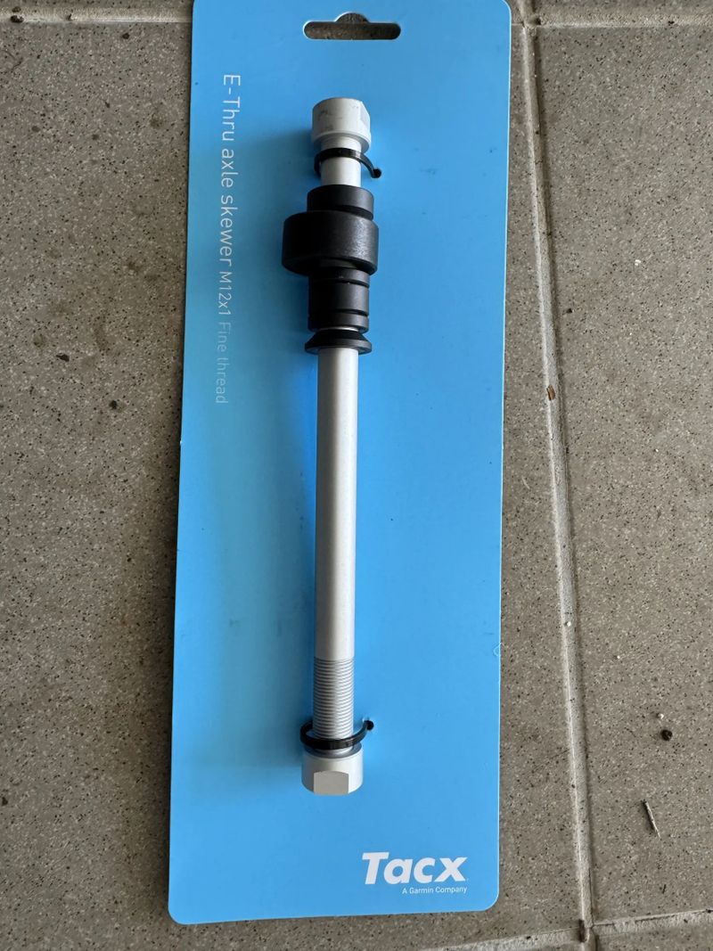 Pevná osa Tacx E- Th