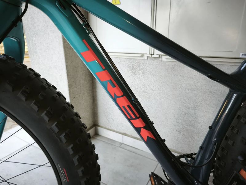 Trek Farley5