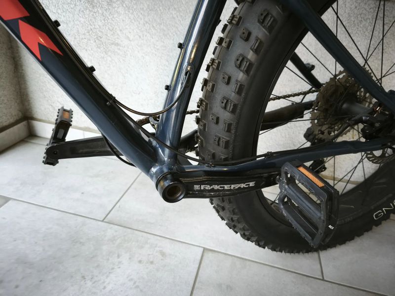 Trek Farley5