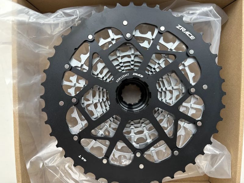 Zrace XDR 10-44 12s Sram XPLR kazeta