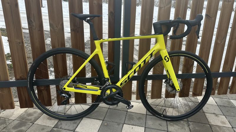 Scott Addict RC 30 (2021) - Karbonový Závodní Stroj