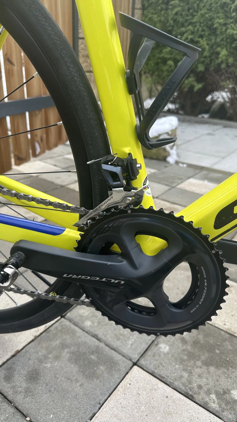 Scott Addict RC 30 (2021) - Karbonový Závodní Stroj