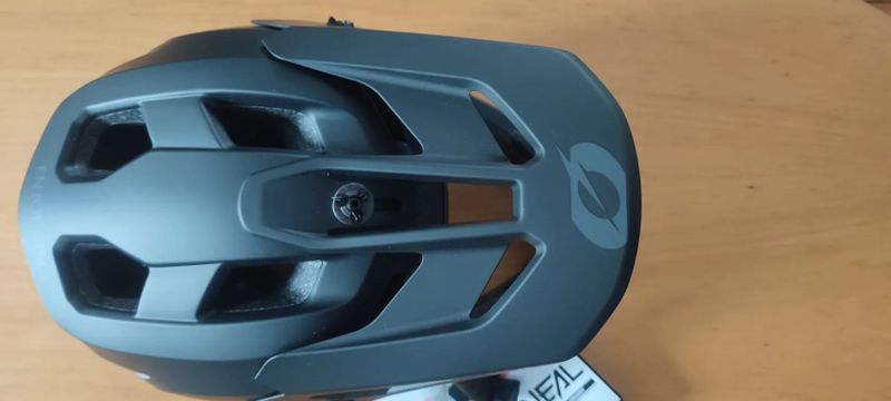 Oneal sl1 black integrální helma 