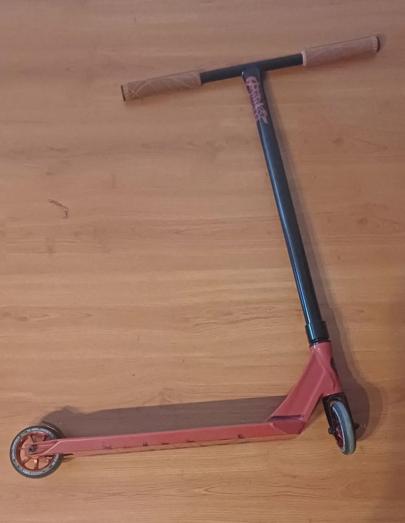 Freestyle koloběžka Addict Defender