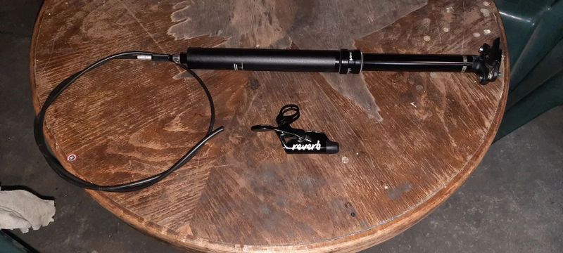 Rock Shox Reverb stealth B1
