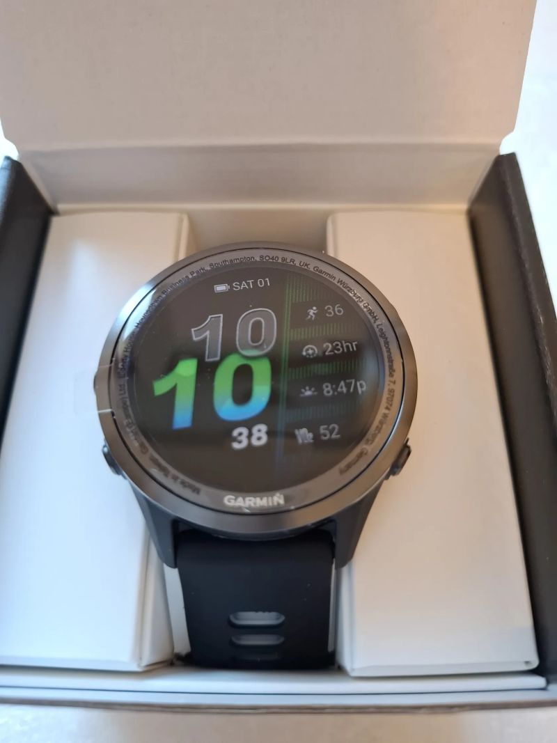 PRODÁM GARMIN FORERUNNER 970 Carbon Grey DLC Black