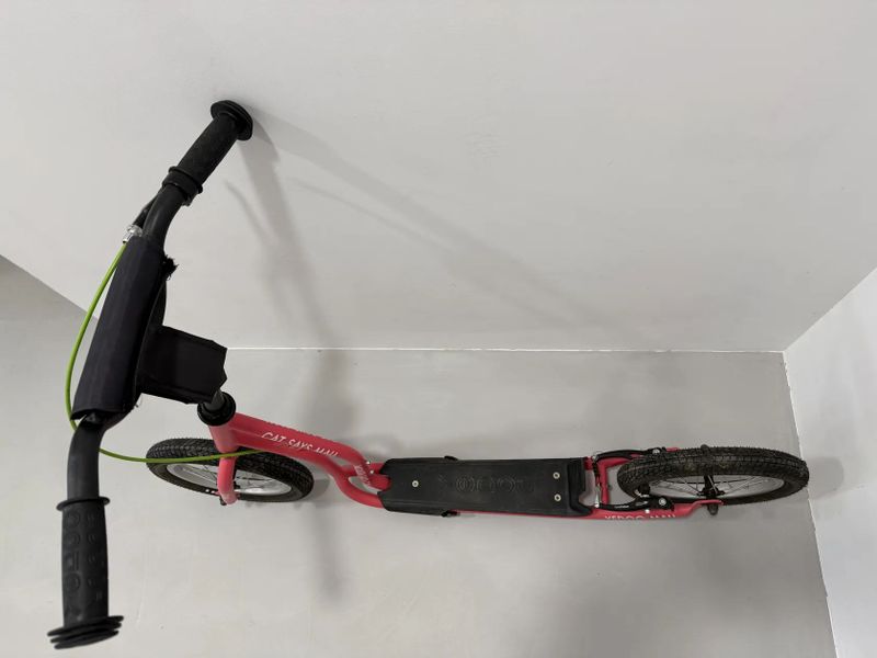 Koloběžka Yedoo Mau