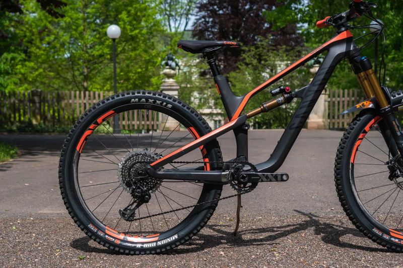 Canyon Spectral CFR 9.0 Ltd 