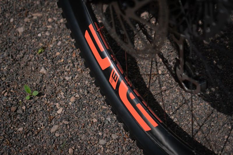 Canyon Spectral CFR 9.0 Ltd 