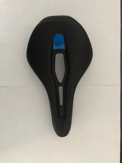 Cyklistické sedlo APEIRO R8