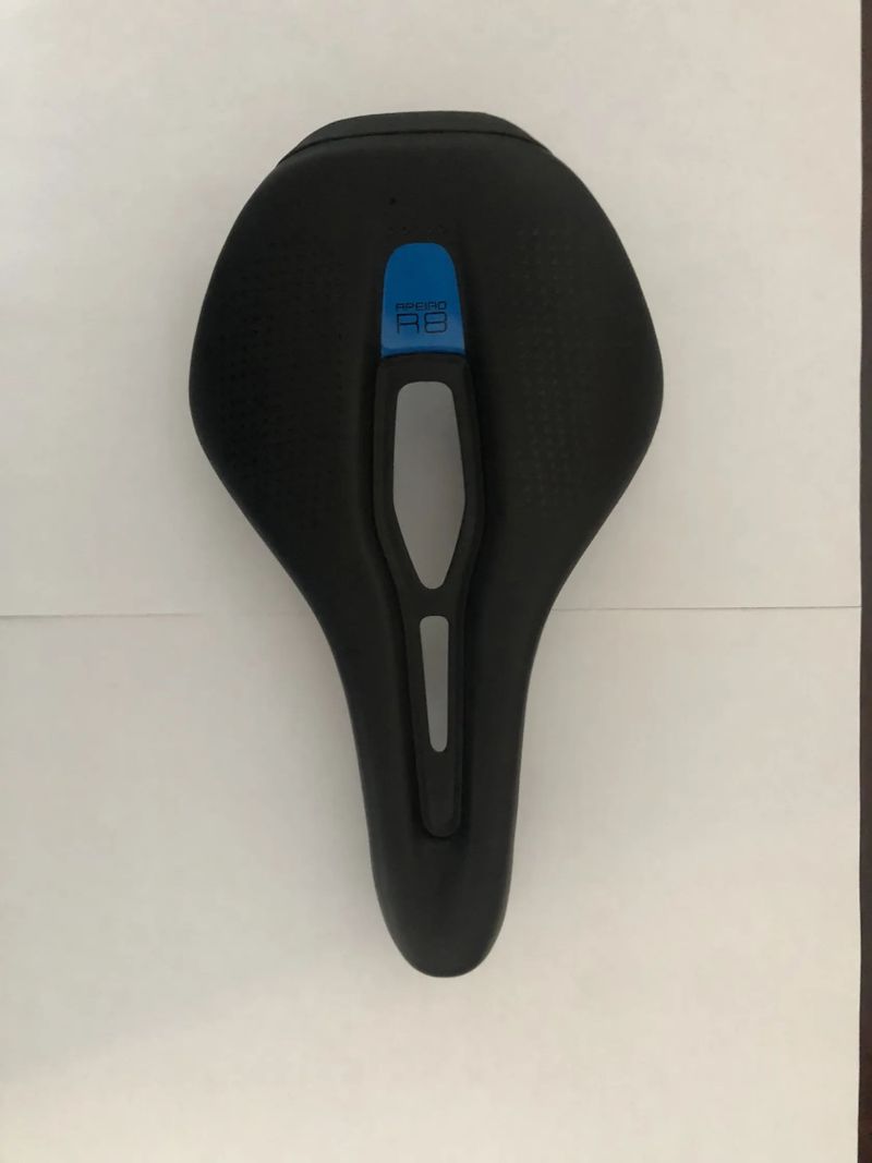 Cyklistické sedlo APEIRO R8