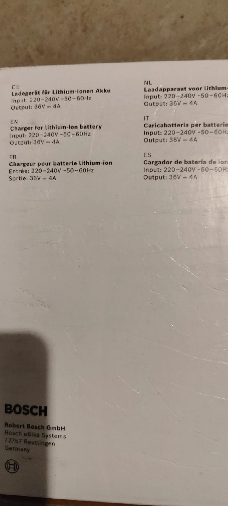 Nabizím nabíječku Bosch