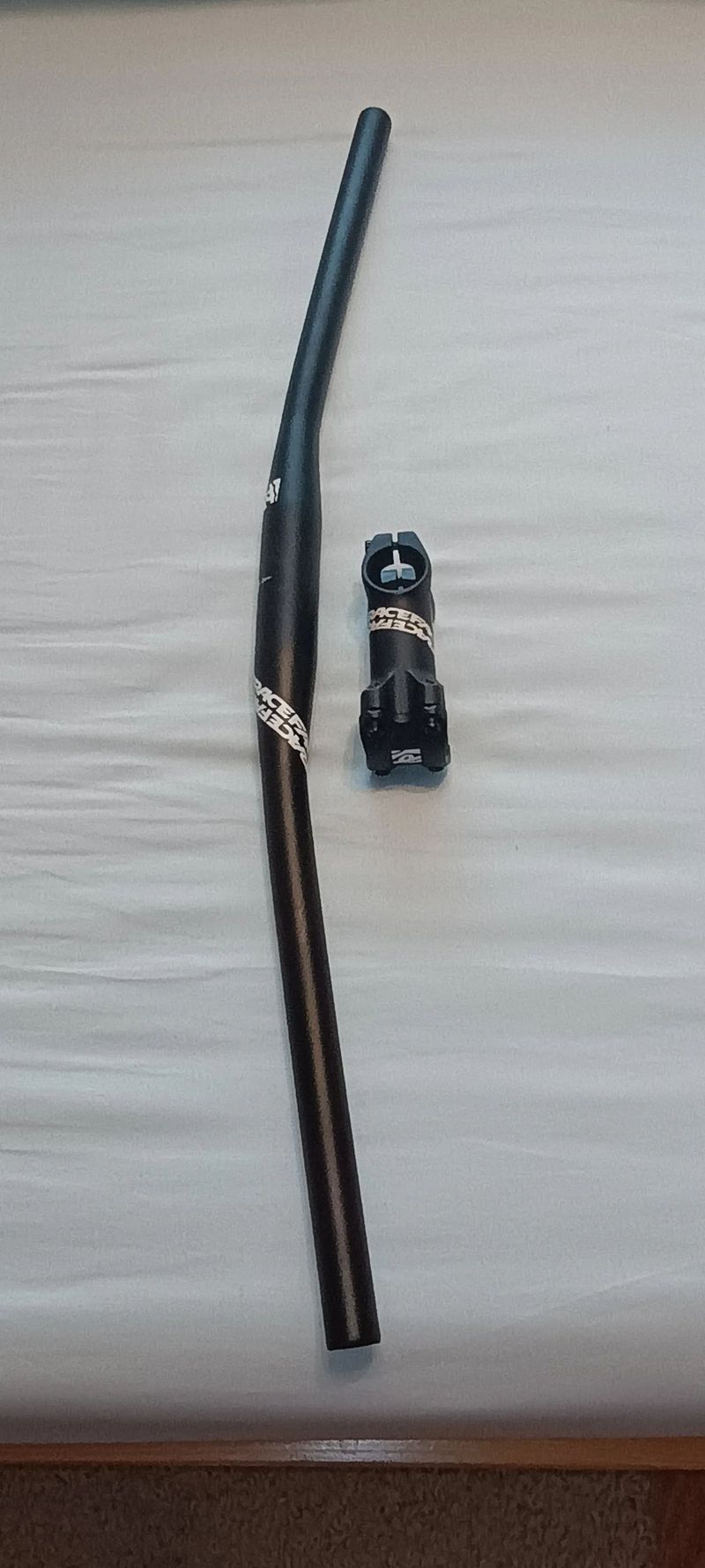 Řídítka Race Face Ride xc a představec Ride xc