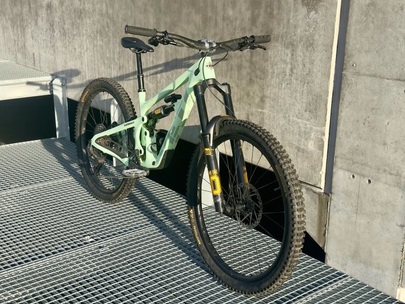 Yeti Sb160