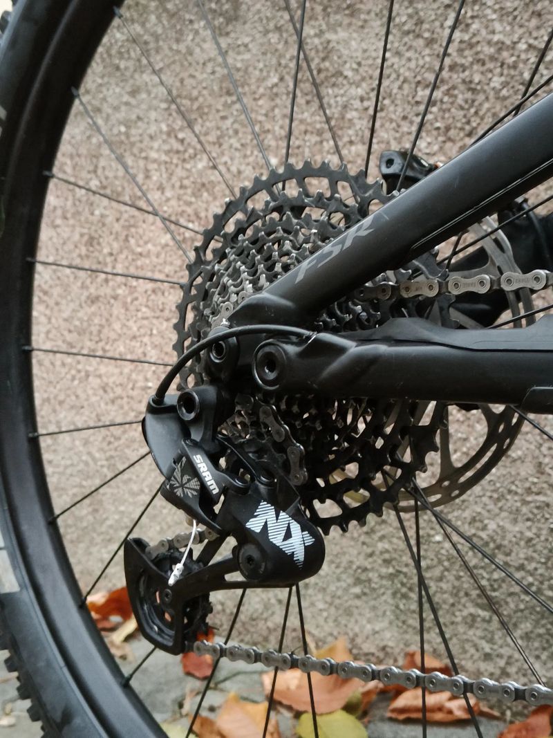 Specialized Turbo Levo vel. L (S4) roku 2021