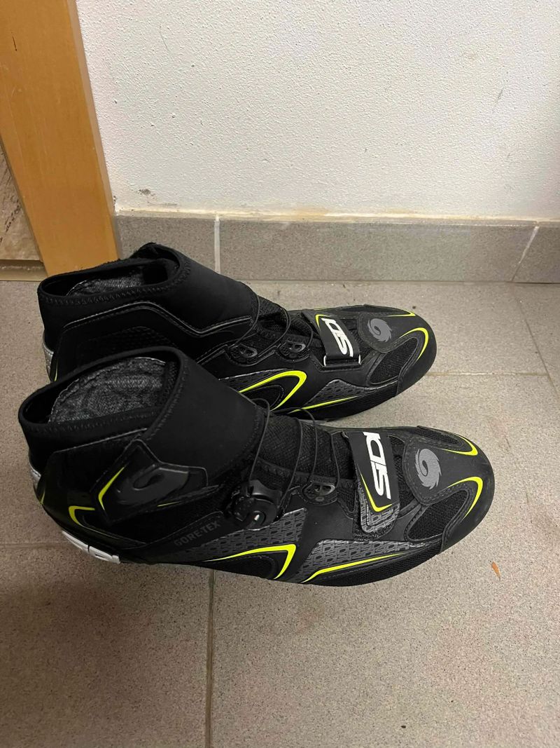 Prodám zimní tretry Sidi