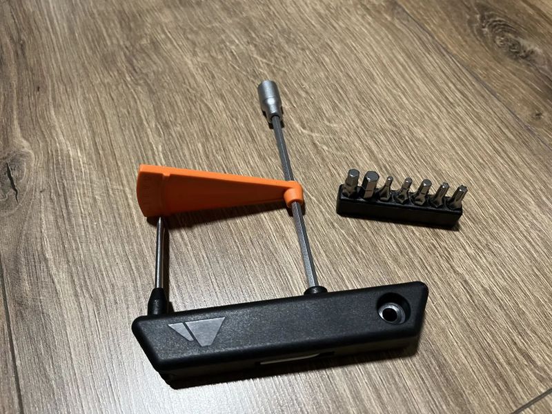 Momentový klíč na kolu