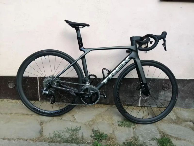 Trek Madone SL6 AXS Velikost M