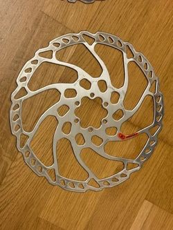 Prodám nové brzdové kotouče Shimano SM-RT66-M 180 mm a 203 mm