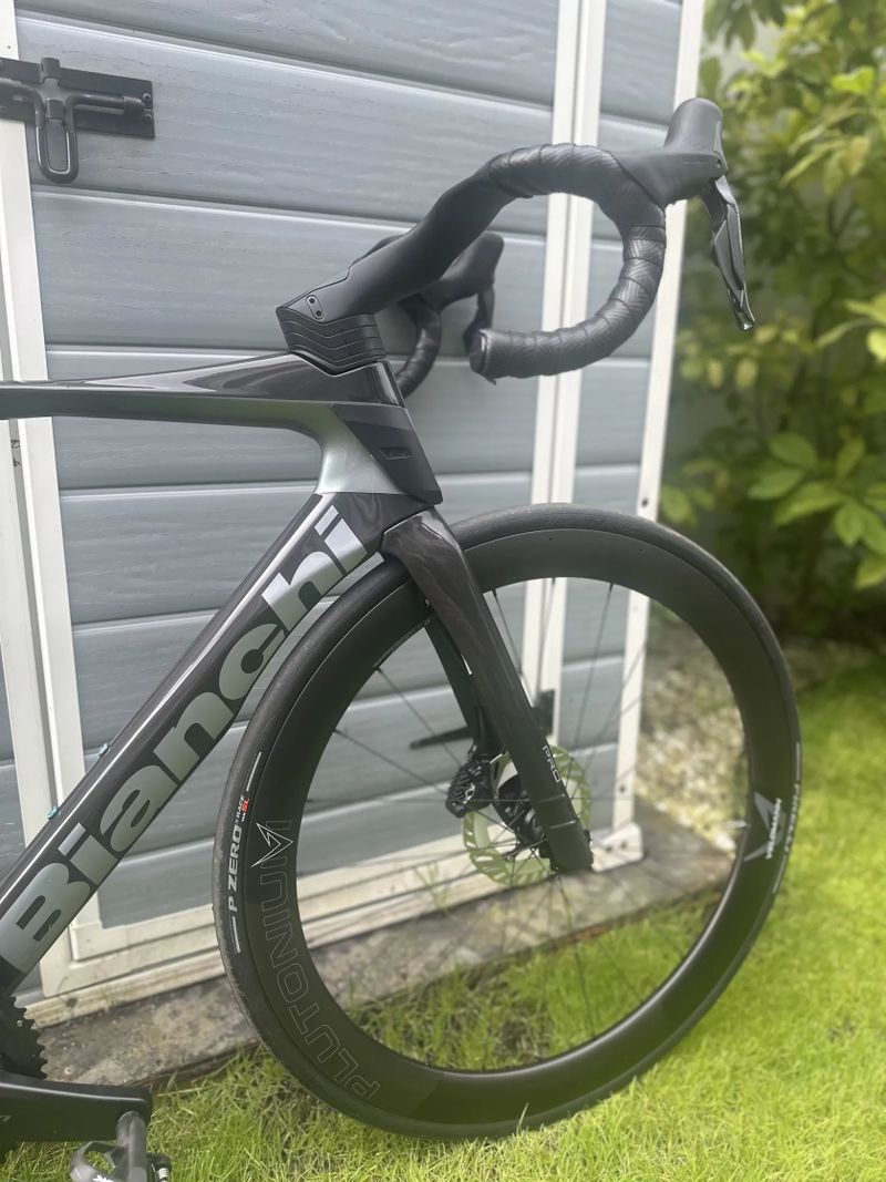 Bianchi Oltre Pro 2025 