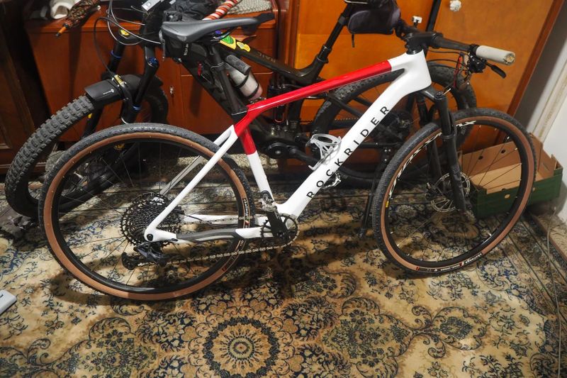 Karbonový Rockrider RACE 900 vel. L , zakázkový lak na zakázku, jediný v Evropě - TOP