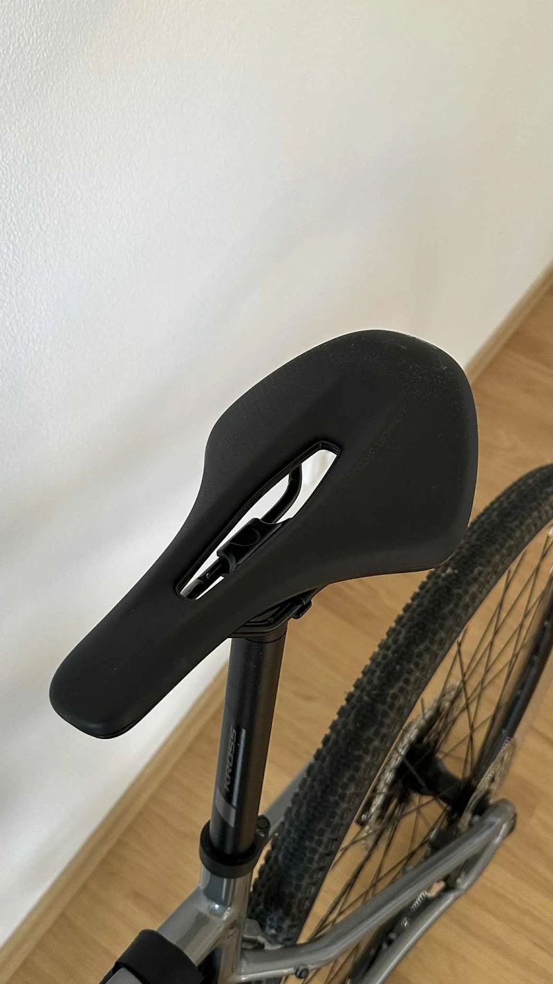 Kross Esker 5.0 GRX 28”