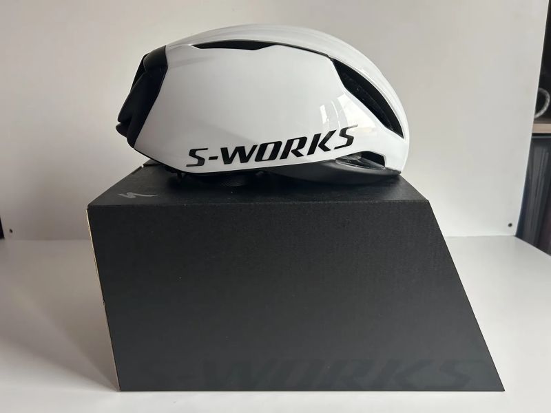 helma Specialized S-Works Evade 3 velikost M