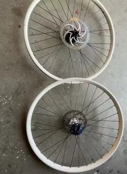 26" dirtove kola dle obrazku