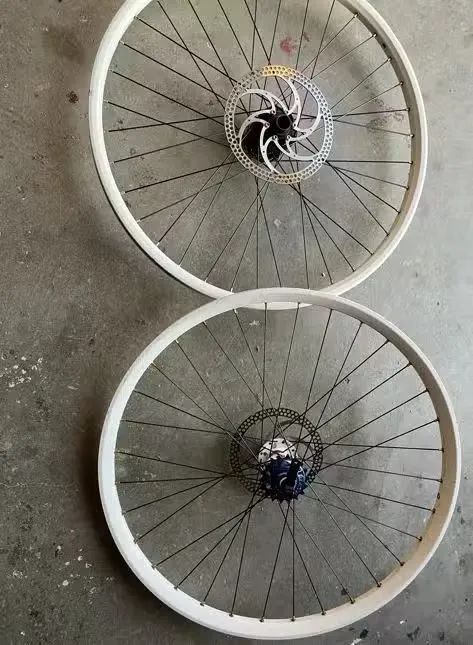 26" dirtove kola dle obrazku