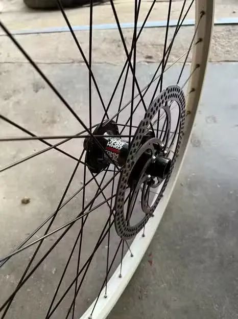 26" dirtove kola dle obrazku