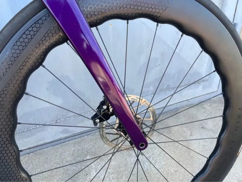 Silniční kolo Merida Scultura 7000 karbon 