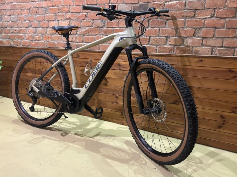 Cube CUBE E Reaction Hybrid Pro 625