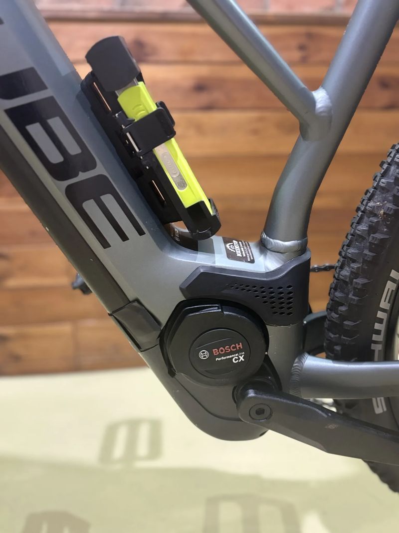 Cube Cube Reaction Pro Hybrid 625 1000 km Bosch