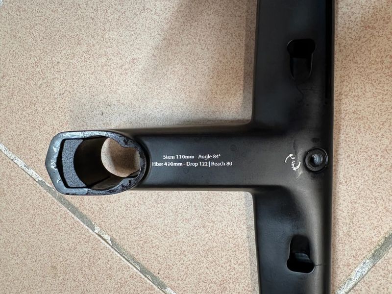 Colnago CC01 cockpit