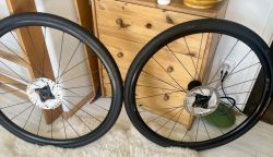 Zapletená Gravel kola DT swiss G540